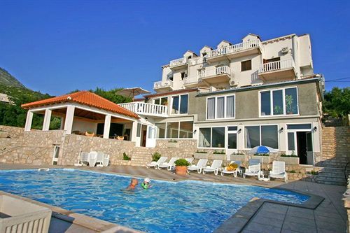 Apartamento Pansion Arte Zvrko Zvekovica Exterior foto